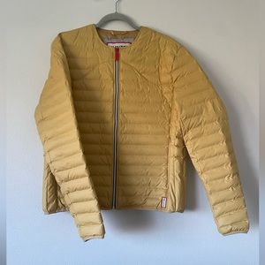 Hunter | women’s size large insulated puffer jacket, yellow, zip up like new